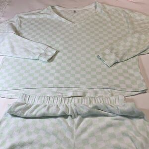 SO Intimates Size Large two piece mint and white checkered pajamas